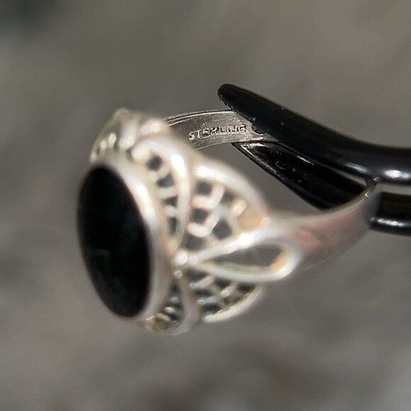 Vintage Sterling Silver Natural Black Onyx Leaf Ring. - Etsy Sterling Silver Onyx Vintage Ring